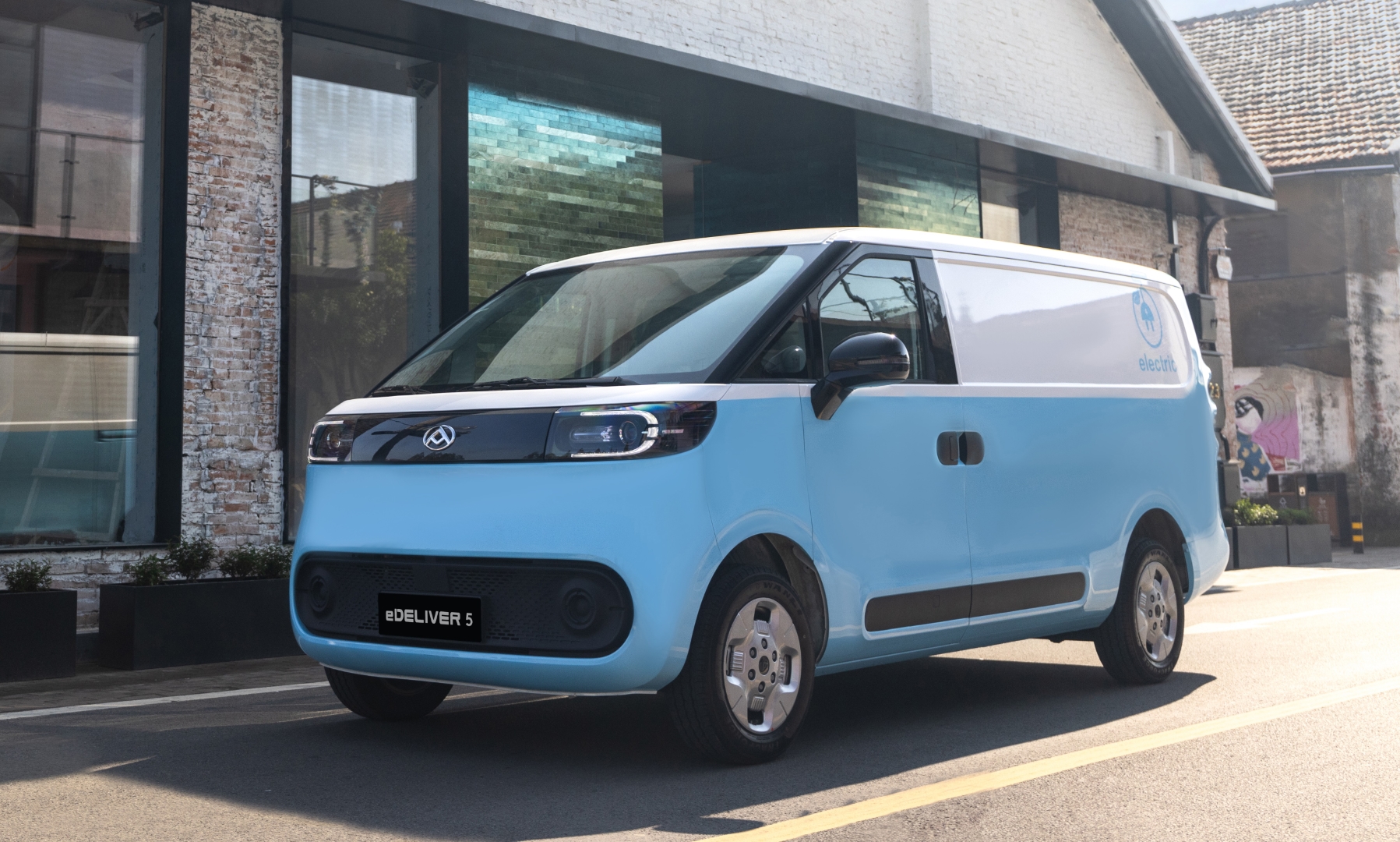New Electric Van from Maxus: e-Deliver 5 Debuts in Denmark ...