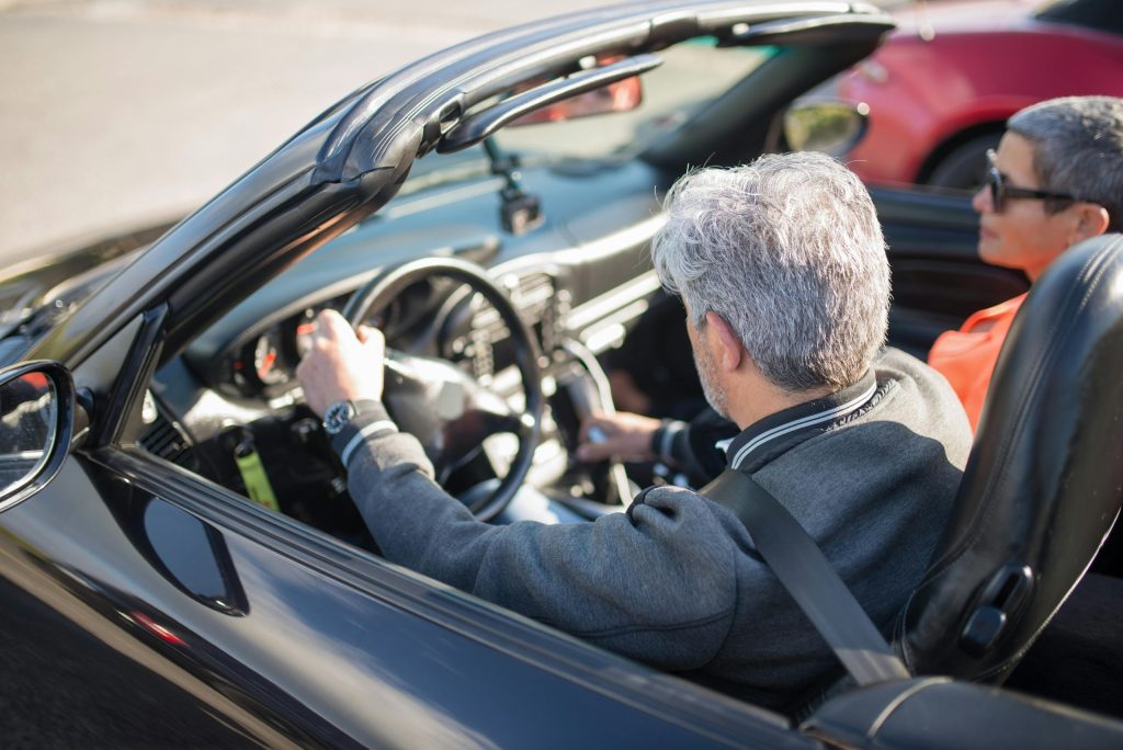 When New Technology Becomes a Trap: 10 Car Features Seniors Should Know Before Their Next Purchase